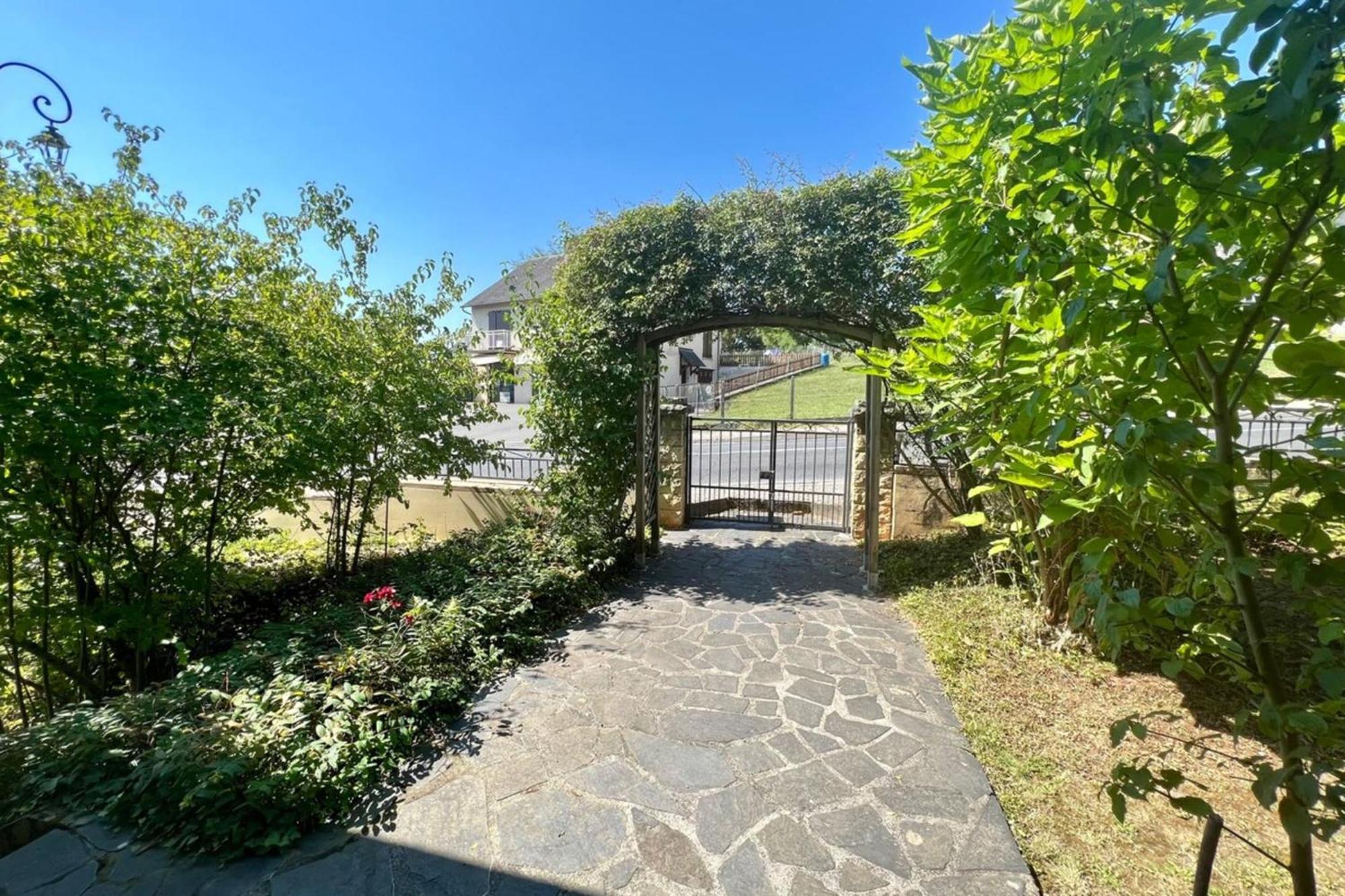 Villa La Baronnie - 11 Pers - Proche Brive -Jardin Ussac 외부 사진